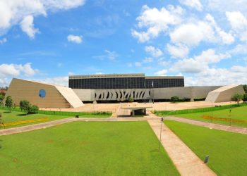 Até encerramento da liquidação, sociedade falida tem legitimidade para agir em juízo