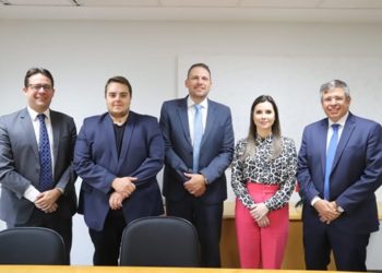 Diretor da OAB recebe o presidente da CCJ da Câmara dos Deputados