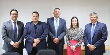 Diretor da OAB recebe o presidente da CCJ da Câmara dos Deputados