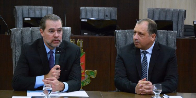 Ministro Dias Toffoli visita Poder Judiciário de Roraima