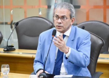 Hermano Morais entra com ação no TRE/RN para deixar MDB