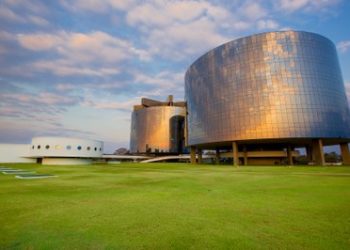 PGR apresenta ADI contra regras rígidas aos tribunais trabalhistas para edição de súmulas não vinculantes