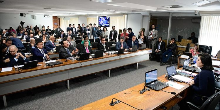 Inelegibilidade poderá impedir nomeação de chefes no serviço público