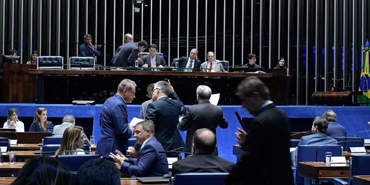 Anunciada a comissão representativa do Congresso para o recesso parlamentar