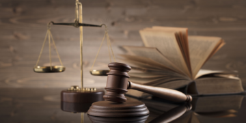 Negada liminar para revogar prisão preventiva de advogado acusado de corrupção ativa e extorsão