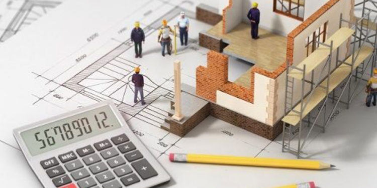 Empresas de construção civil devem ressarcir consumidora por atraso na edificação de imóvel