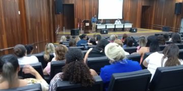 Acolhimento da mulher que deseja entregar criança para doação norteia do último dia de capacitação do MPRN em Mossoró