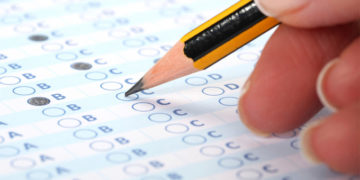 Contratação temporária não gera direito automático à nomeação de aprovados fora do número de vagas