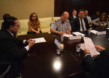 Termo de Cooperação Técnica é assinado entre PM e Assembleia Legislativa