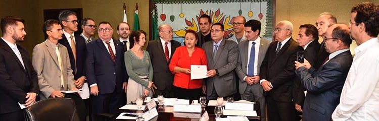 Governadora pede agilidade da Assembleia para aprovar Lei que regulariza motos