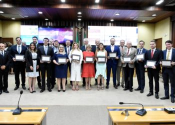Advogados potiguares e CAARN recebem homenagens da Assembleia Legislativa