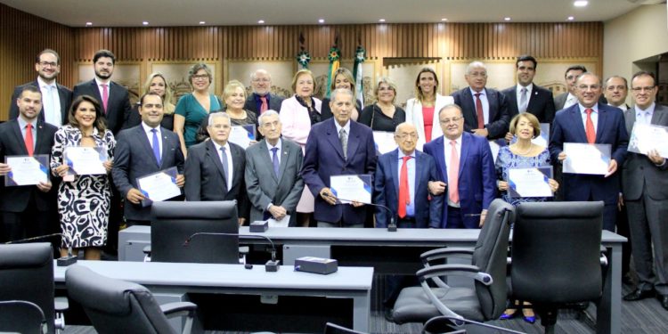 Solenidade na Câmara Municipal celebra 70 anos de história da CAARN