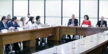 Raquel Dodge solicita a Ministério da Justiça abertura de inquérito para apurar queimadas na Amazônia