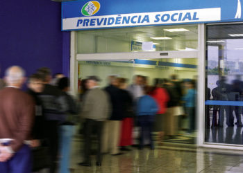 INSS só paga porte de remessa e retorno nos recursos da Justiça estadual se for vencido na demanda