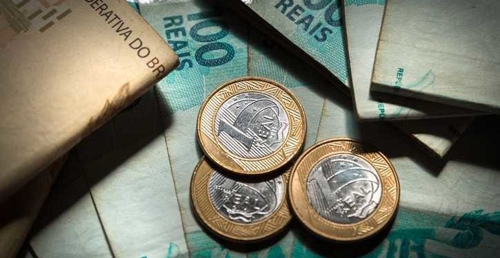 Pagamento em dobro por cobrança indevida deve ser corrigido desde ajuizamento da ação