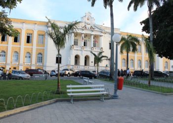 Pleno autoriza transferência de júri popular de acusado de matar policiais para a comarca de Natal