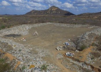 Projeto Lixo Negociado conta com apoio do Gaeco para vistorias aéreas de lixões