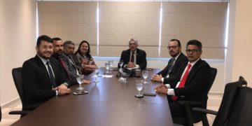 Aldo Medeiros se reúne com assessores jurídicos de Parnamirim