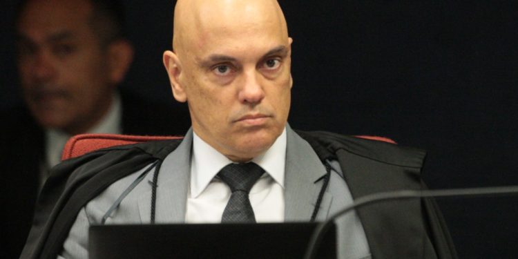 Ministro Alexandre de Moraes determina busca e apreensão em endereços do ex-procurador-geral Rodrigo Janot