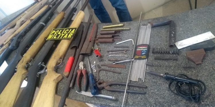 PM desarticula fábrica clandestina de armas em São José de Mipibu/RN