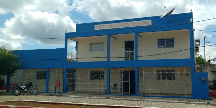 Justiça mantém condenação de ex-prefeito de Lucrécia por contratação de serviços de transporte público