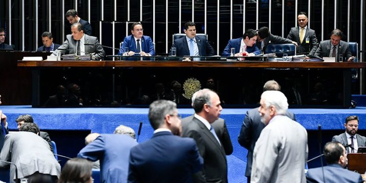 Senado aprova projeto que pode render R$ 720 milhões em recursos extras para Governo e Prefeituras do RN