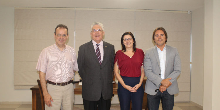 Presidente da OAB/RN se reúne com advogados públicos