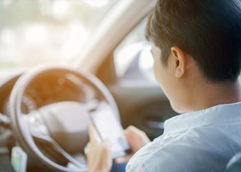 Motorista de aplicativo é trabalhador autônomo, e ação contra empresa compete à Justiça comum