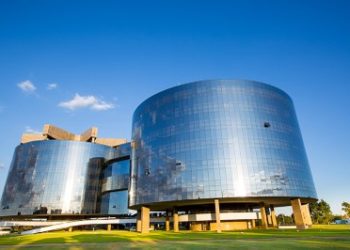 PGR pede suspensão de interpretações de resolução do Conselho de Medicina para transfusão de sangue contra vontade do paciente