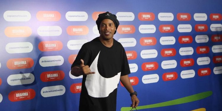 Mantida decisão que determinou apreensão do passaporte de Ronaldinho Gaúcho