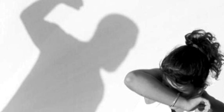 São Tomé: Tribunal do Júri condena homem a 22 anos de reclusão por feminicídio de ex-companheira