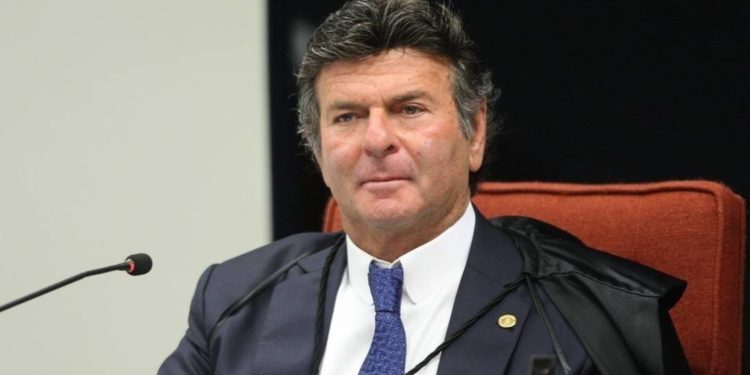 Ministro determina início de cumprimento de pena de Paulo Maluf por falsidade ideológica