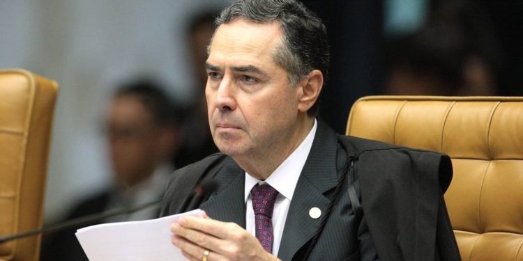Ministro nega recurso que pedia nulidade de condenação imposta por Tribunal do Júri sem a presença do réu