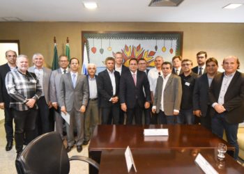 Deputados estaduais recebem empresários para discutir continuidade do PROEDI