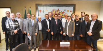 Deputados estaduais recebem empresários para discutir continuidade do PROEDI