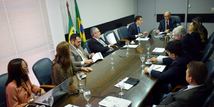 Presidência do TJRN reúne magistrados para discutir e trocar ideias sobre índices de produtividade