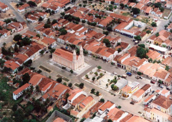 Usurpação de cargo público gera condenação a ex-prefeito de Santana do Matos e envolvidos