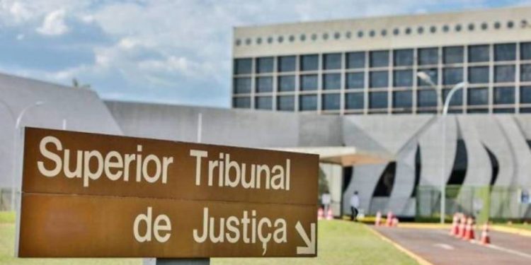 Cooperativa não consegue utilizar extrato de penhora on-line como fundamento para ação monitória