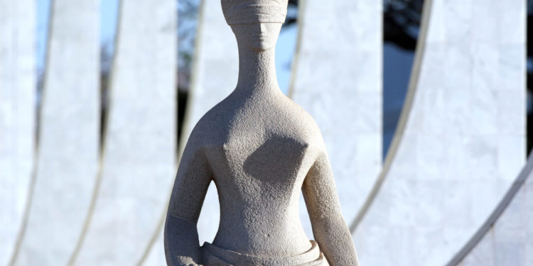 Mantida decisão do TRT-10 sobre necessidade de concurso do BB para cargos de nível superior