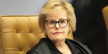 Falhas na denúncia inviabilizam ação penal contra estrangeiros acusados de lavagem de dinheiro