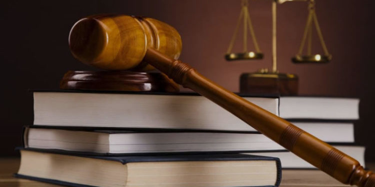 Lei sobre contratação temporária de médicos legistas é declarada inconstitucional