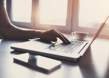 Servidores do Judiciário poderão trabalhar do exterior