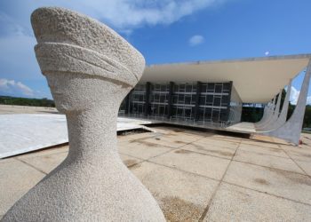 Ministra do STF encerra primeiro dia de audiência pública destacando os princípios fundamentais da liberdade e da dignidade humana