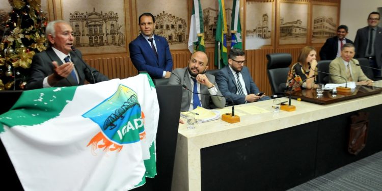 Vereadores aprovam projeto que cria Dia do Bairro de Igapó