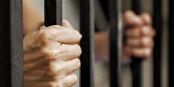 Com atuação da Defensoria, homem conquista liberdade após quase um ano de prisão irregular