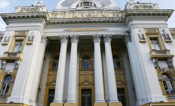 Corregedor pede explicações ao TJPE sobre pagamento a magistrados