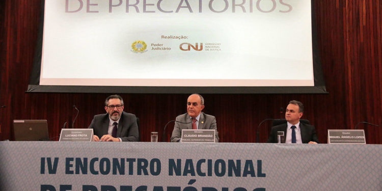 Palestra destaca atuação da Corregedoria em precatórios