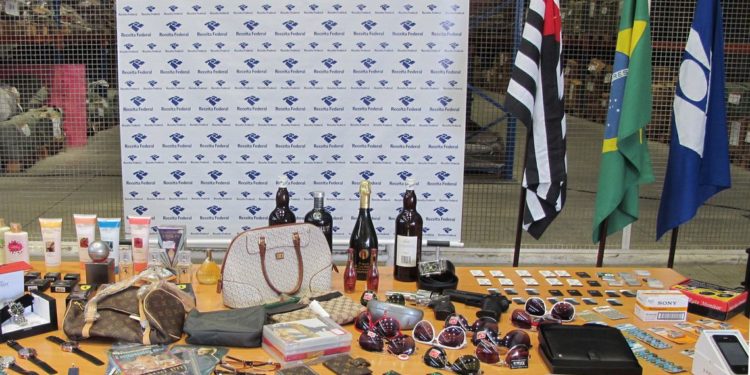 Governo quer coibir pirataria em comércio eletrônico