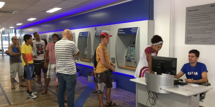 BC quer ampliar concorrência nos serviços de caixas eletrônicos