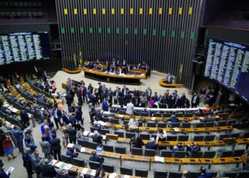 Relator aumenta previsão de receitas da União em R$ 7 bilhões para 2020